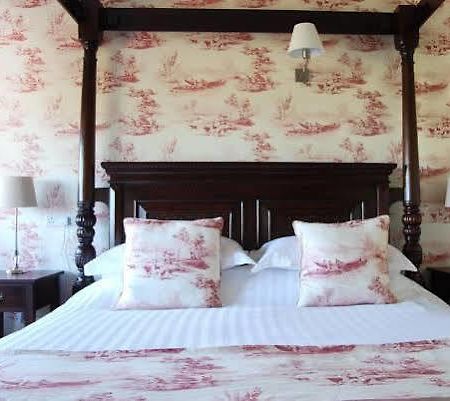 The Pheasant Pub With Rooms Gestingthorpe Exterior foto
